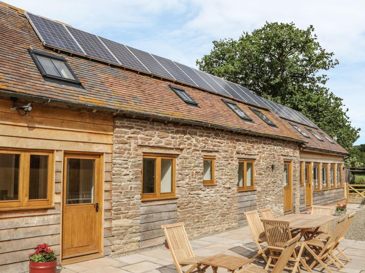 The Cow Byre, Heath Farm Villa Clee Saint Margaret Buitenkant foto